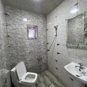 In Baku 50.0 m² house with 3.0 rooms is for rent - Image 4
