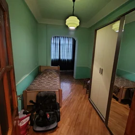 In Baku 70.0 m² apartment is for rent - Image 4