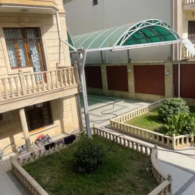 In Baku 400.0 m² house with 7.0 rooms is for sale - Image 2