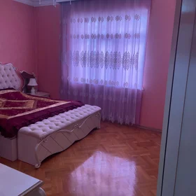 In Baku 400.0 m² house with 7.0 rooms is for sale - Image 4