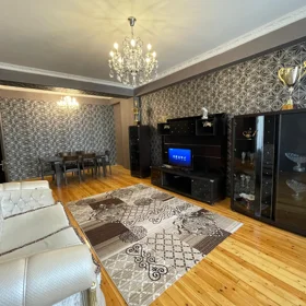 In Baku 100.0 m² apartment is for rent - Image 3