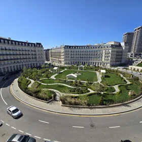 In Baku 137.0 m² apartment is for sale - Image 4
