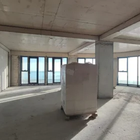 In Baku 178.0 m² apartment is for sale - Image 4