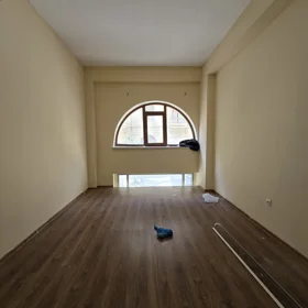 In Baku 180.0 m² commercial is for rent - Image 4