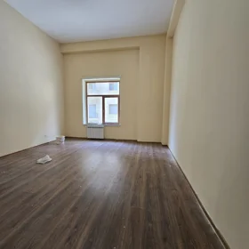 In Baku 180.0 m² commercial is for rent - Image 5