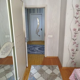 In Khirdalan 200.0 m² house with 5.0 rooms is for sale - Image 5