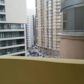 In Baku 210.0 m² apartment is for sale - Image 2
