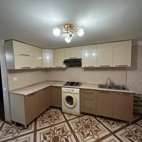 In Baku 65.0 m² house with 2.0 rooms is for sale - Image 2