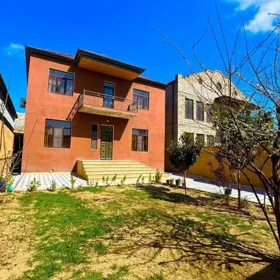 In Baku 260.0 m² house with 6.0 rooms is for sale - Image 2