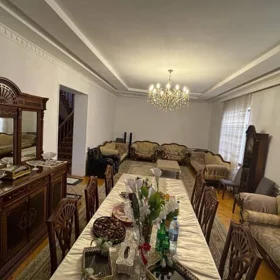 In Baku 260.0 m² house with 6.0 rooms is for sale - Image 5