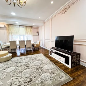 In Baku 220.0 m² apartment is for rent - Изображение 4