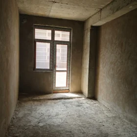 In Baku 108.0 m² apartment is for sale - Image 3