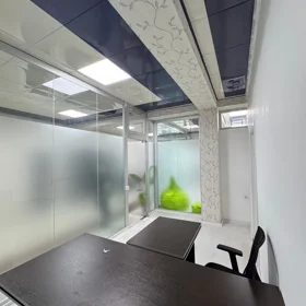 In Baku 16.0 m² office is for rent - Image 2