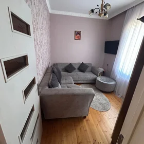 In Khirdalan 120.0 m² house with 4.0 rooms is for sale - Image 2