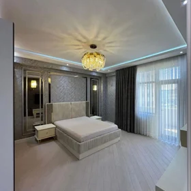 In Baku 130.0 m² apartment is for rent - Image 4