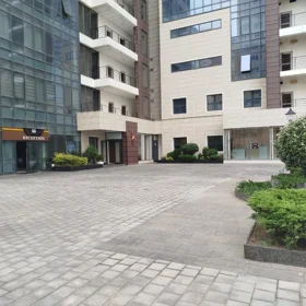 In Baku nan m² apartment is for sale - Image 3