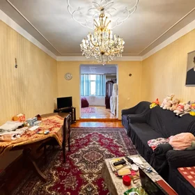 In Baku 100.0 m² apartment is for sale - Image 3
