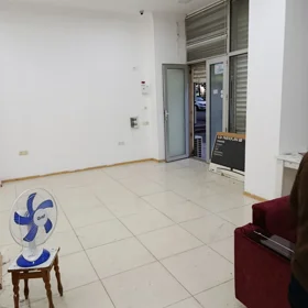 In Baku 142.0 m² commercial is for rent - Image 4