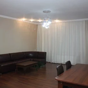 In Baku 60.0 m² apartment is for rent - Image 3