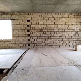 In Baku 50.0 m² apartment is for sale - Image 2