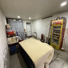 In Baku 150.0 m² apartment is for sale - Image 4
