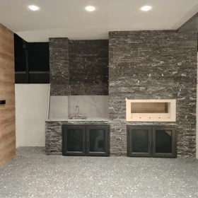 In Baku 196.0 m² house with 4.0 rooms is for sale - Image 3