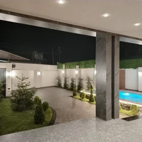 In Baku 196.0 m² house with 4.0 rooms is for sale - Image 5