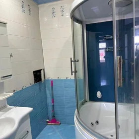 In Baku 150.0 m² apartment is for rent - Image 5