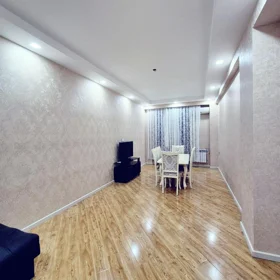 In Baku 90.0 m² apartment is for rent - Image 2