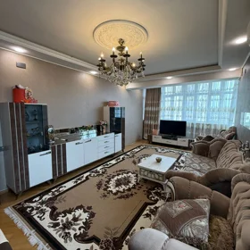 In Baku 110.0 m² apartment is for rent - Изображение 2