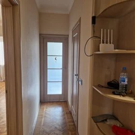 In Baku 70.0 m² apartment is for sale - Image 3