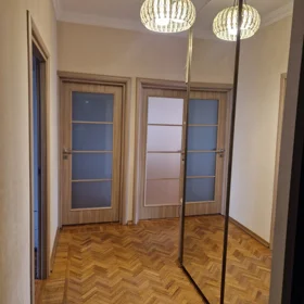 In Baku 70.0 m² apartment is for sale - Image 4