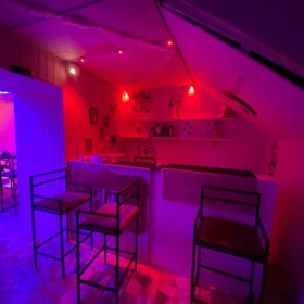 In Baku 120.0 m² apartment is for rent - Image 3