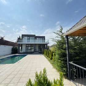 In Baku 380.0 m² house with 5.0 rooms is for sale - Image 5