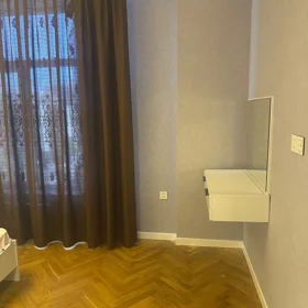 In Baku 88.0 m² apartment is for rent - Image 2