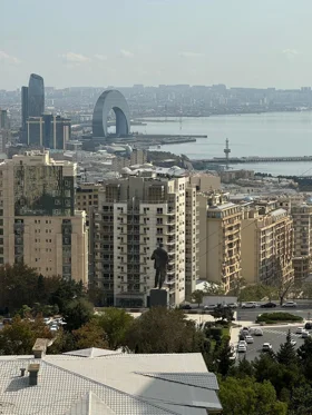 In Baku 114.0 m² apartment is for rent - Image 3