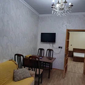 In Baku 50.0 m² house with 3.0 rooms is for rent - Image 2