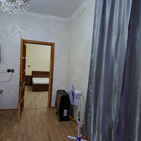 In Baku 50.0 m² house with 3.0 rooms is for rent - Image 3