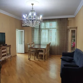 In Baku 100.0 m² apartment is for rent - Image 2