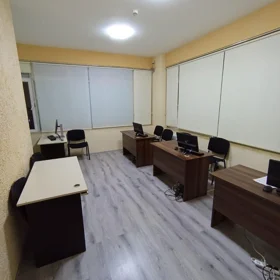 In Baku 80.0 m² commercial is for rent - Image 3