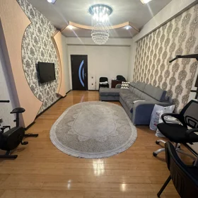 In Baku 110.0 m² apartment is for sale - Image 3