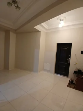 In Baku 90.0 m² apartment is for sale - Image 4