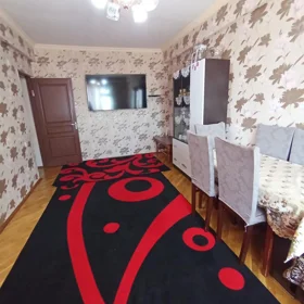 In Baku 100.0 m² apartment is for sale - Image 2