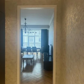 In Baku 88.0 m² apartment is for rent - Image 3
