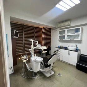 In Baku 100.0 m² commercial is for rent - Image 3