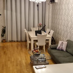 In Baku 80.0 m² apartment is for sale - Image 4