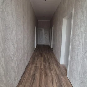 In Baku 140.0 m² house with 4.0 rooms is for sale - Image 4