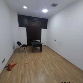 In Baku 15.0 m² office is for rent - Image 3