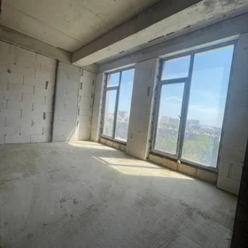 In Baku 70.0 m² apartment is for sale - Image 4