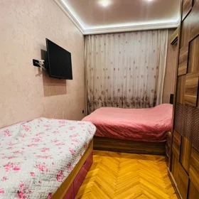 In Baku 80.0 m² apartment is for rent - Image 3
